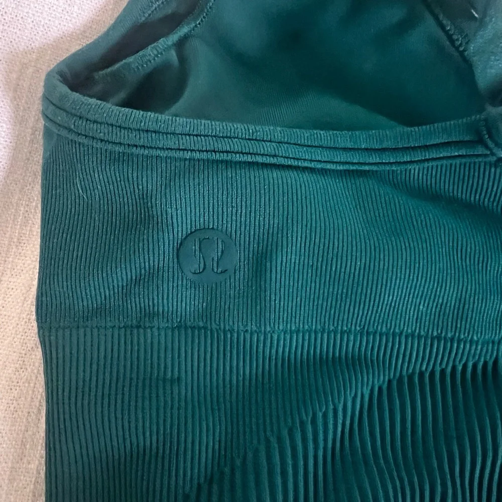 Lululemon Ebb to Street Bra II Size 6 in Teal - Picture 3 of 4
